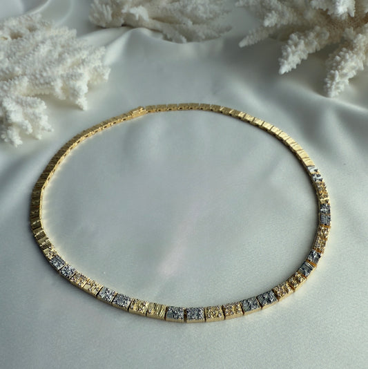 SPARKLE Kolye